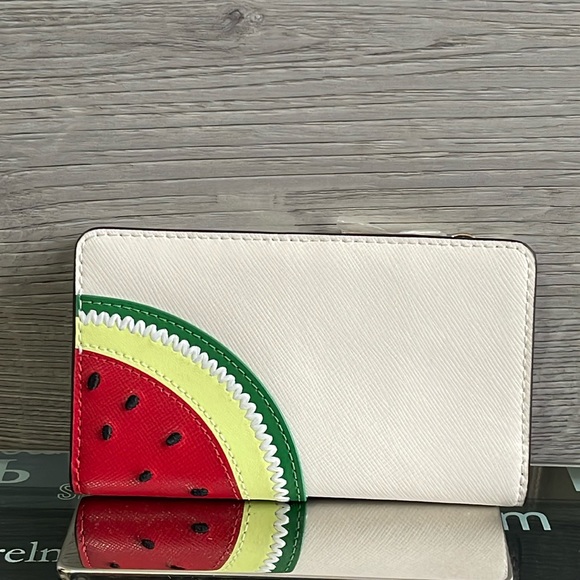 Kate Spade slim Wallet - Picture 2 of 9